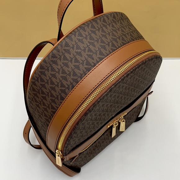 MICHAEL KORS KENLY MEDIUM BACKPACK BROWN SIGNATURE COLOR - Picture 11 of 16